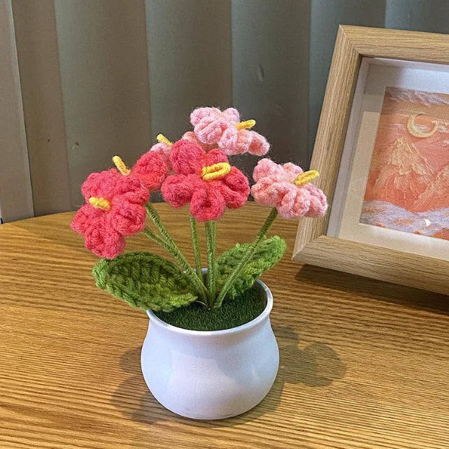 Handwoven Wool Lily & Mini Flowers Pot