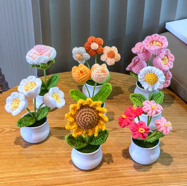 Handwoven Wool Lily & Mini Flowers Pot