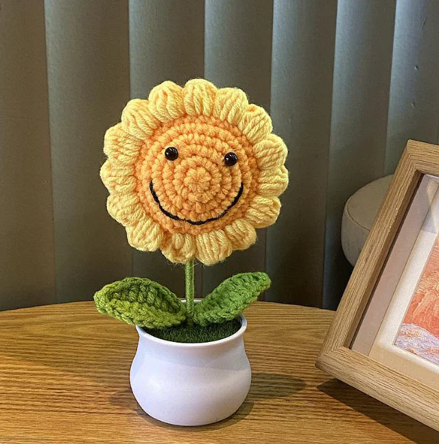 Handwoven Wool Lily & Mini Flowers Pot