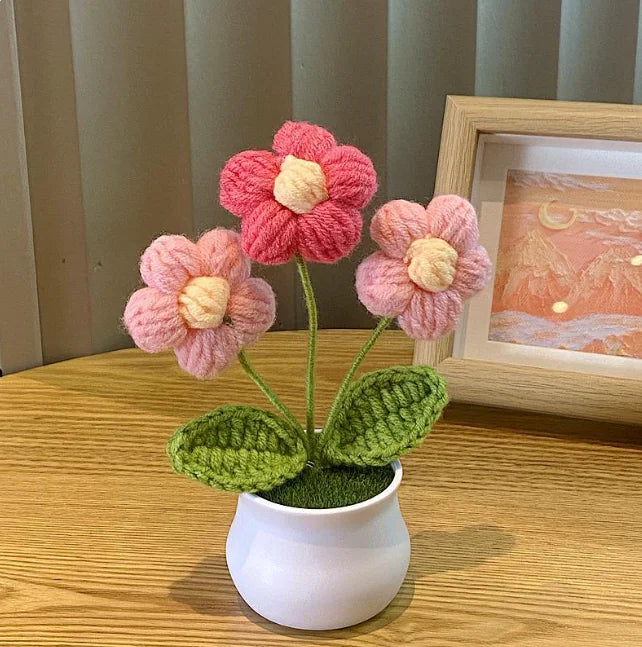 Handwoven Wool Lily & Mini Flowers Pot