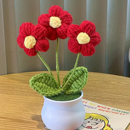 Handwoven Wool Lily &amp; Mini Flowers Pot