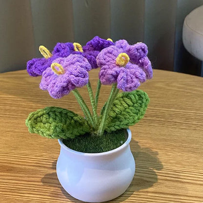 Handwoven Wool Lily &amp; Mini Flowers Pot